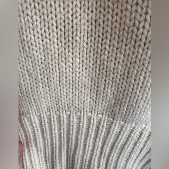 V-Neck Cream Sweater - Picture 2 of 6